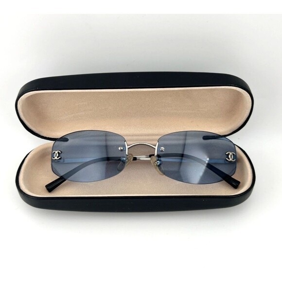 Authentic Vintage 90’s Blue Chanel Rimless Sunglasses RARE very good condition. main image 6